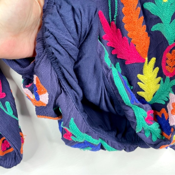 Soft Surroundings Banjara Boho Embroidered Peasant Top Blue Medium - Picture 8 of 11